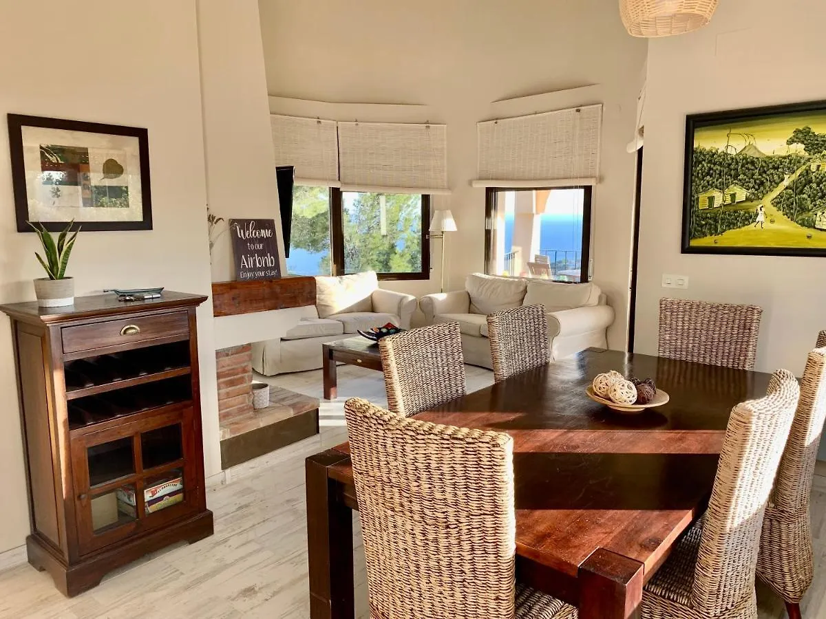 Sea Views & Private Pool In Begur, Costa Brava. Villa Tamariu